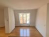 Exklusives Wohnen über den Dächern – lichtdurchflutete 3- RWE mit hochwertiger Einbauküche & kleinem Balkon ! - Helle Dachgeschosswohnung