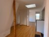 Exklusives Wohnen über den Dächern – lichtdurchflutete 3- RWE mit hochwertiger Einbauküche & kleinem Balkon ! - Helle Dachgeschosswohnung