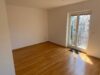 Exklusives Wohnen über den Dächern – lichtdurchflutete 3- RWE mit hochwertiger Einbauküche & kleinem Balkon ! - Helle Dachgeschosswohnung