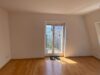 Exklusives Wohnen über den Dächern – lichtdurchflutete 3- RWE mit hochwertiger Einbauküche & kleinem Balkon ! - Lichtdurchflutete Wohnung