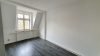 geräumige 3- Raumwohnung mit Einbauküche im Dachgeschoss ! - 20221111_093058