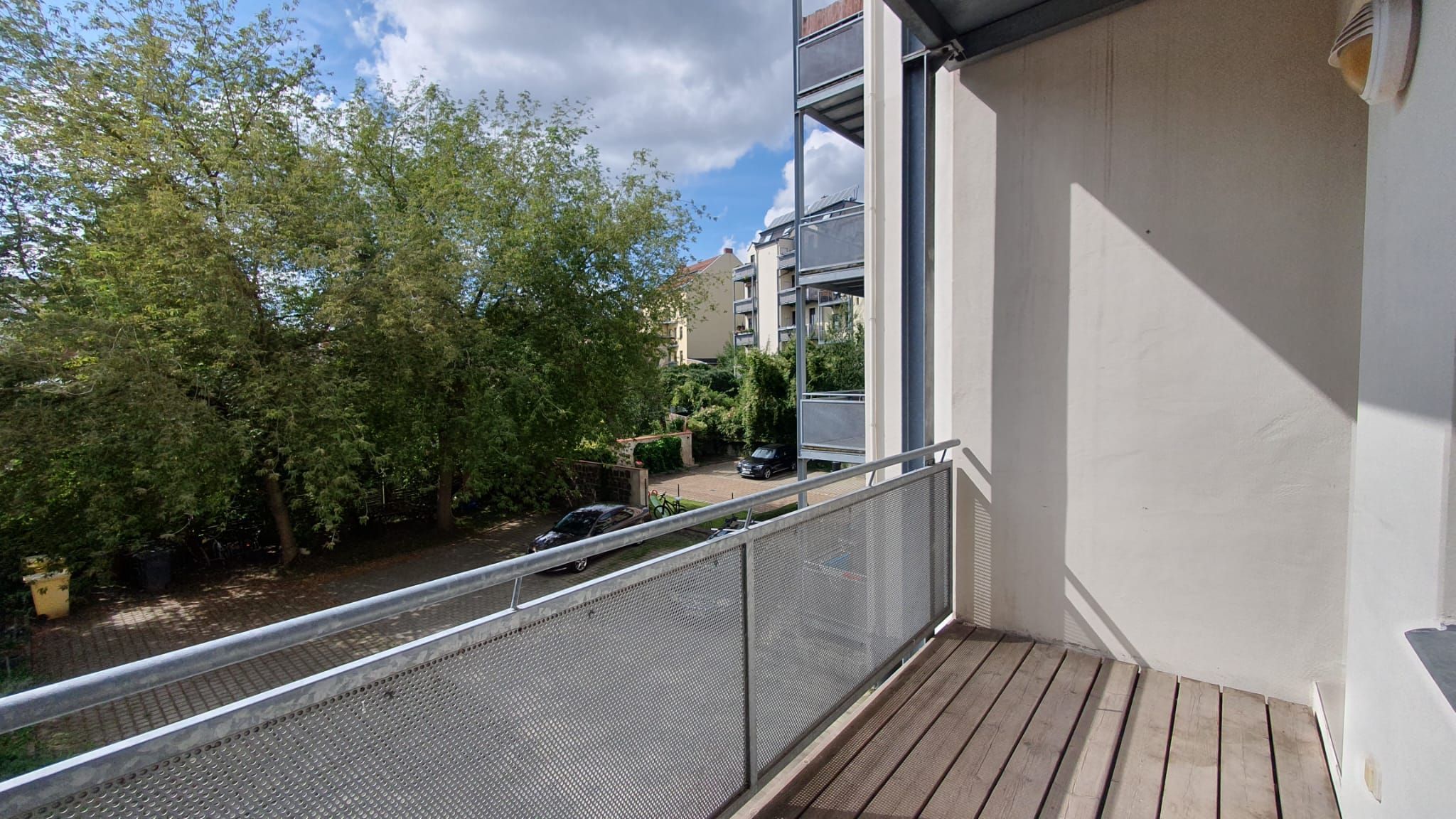 kleine 4- RWE mit Balkon, Einbauküche und Stellplatz im Hof ! 02826 Görlitz, Etagenwohnung