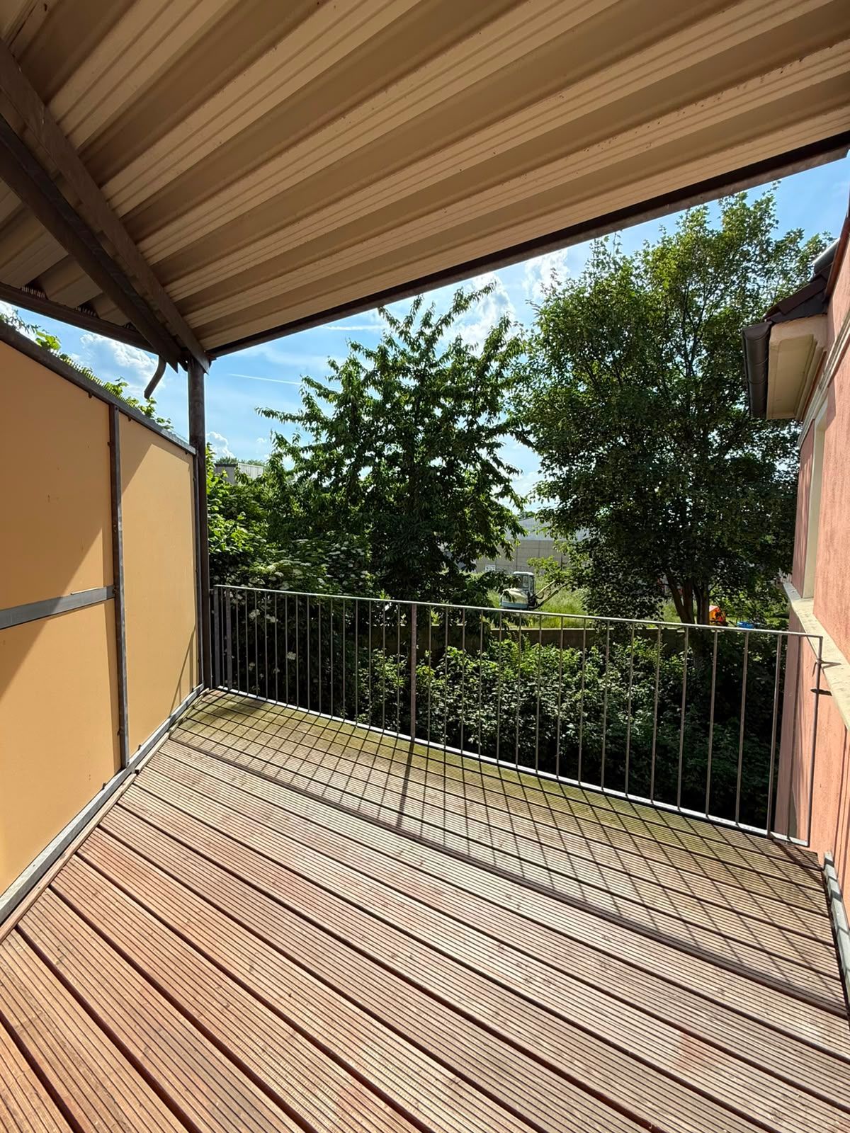 ländliche 4- Raumwohnung mit Balkon und Außenstellplatz in Reichenbach ! 02894 Reichenbach, Etagenwohnung