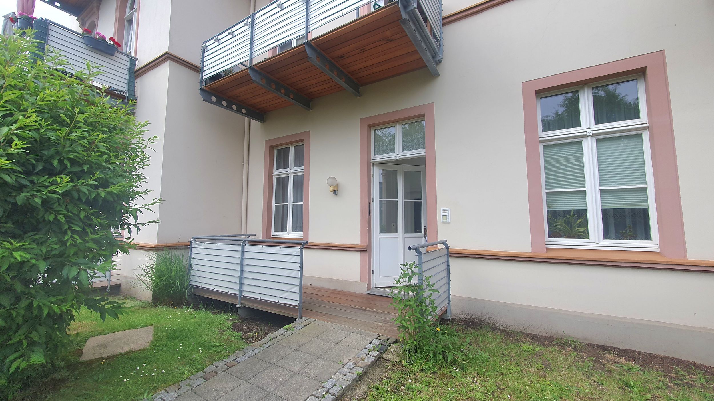BETREUTE WOHNANLAGE ! gemütliche, altersgerechte 2- RWE mit Terrasse ! 02826 Görlitz, Erdgeschosswohnung