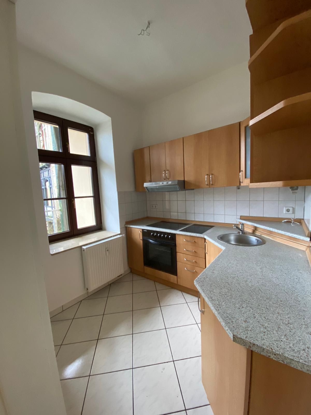 kleine 3- Raumwohnung mit Einbauküche und Balkon ! 02826 Görlitz, Erdgeschosswohnung