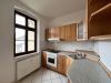 kleine 3- Raumwohnung mit Einbauküche und Balkon ! - Moderne Küche mit Balkon