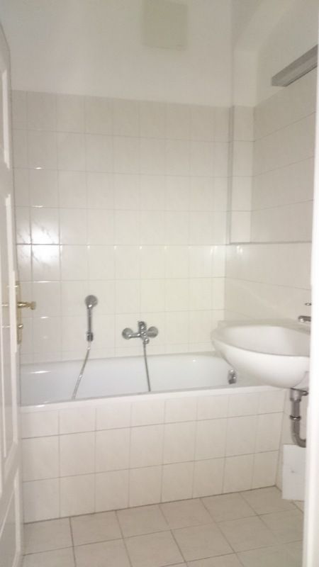 große 2- Raumwohnung mit Balkon in ruhiger Seitenstraße der Görlitzer Innenstadt! - Foto 2