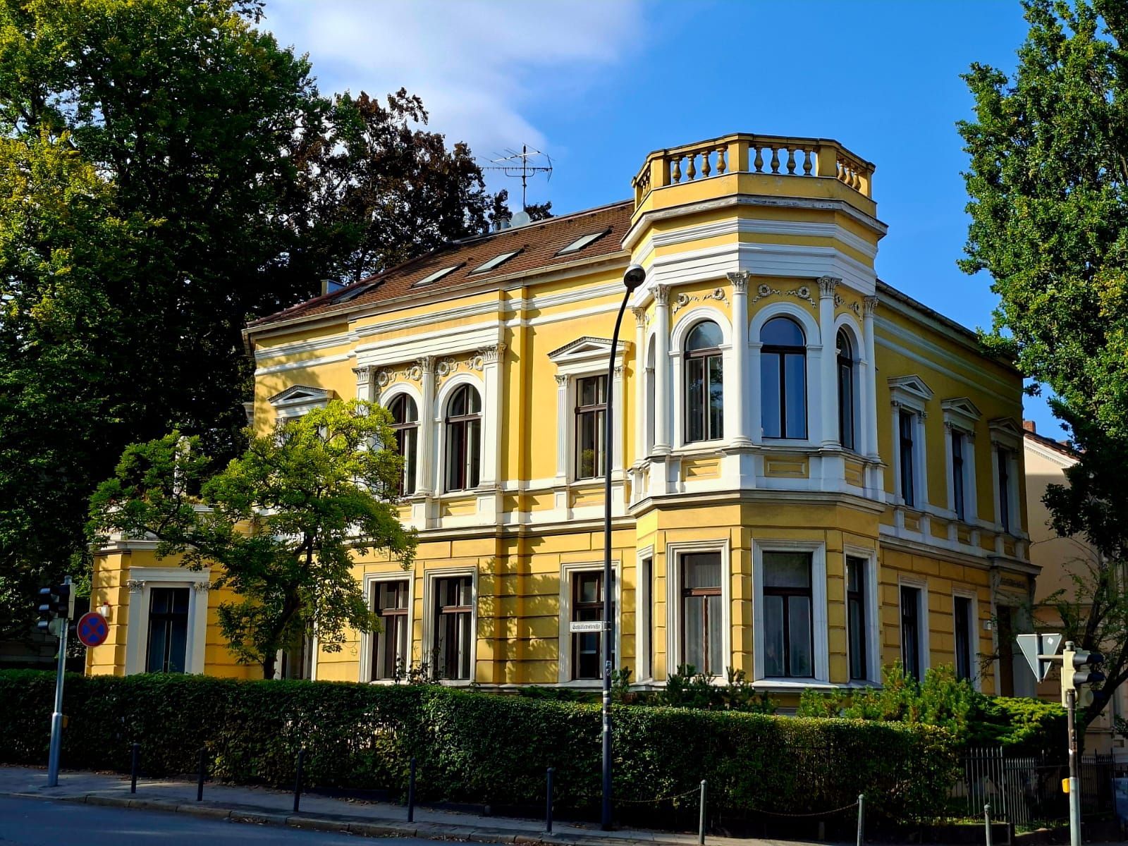 große, repräsentative Gewerberäume über zwei Etagen inmitten von Görlitz! 02826 Görlitz, Praxis