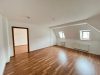 geräumige 3- Raumwohnung im Dachgeschoss in der Innenstadt ! - IMG-20241205-WA0007
