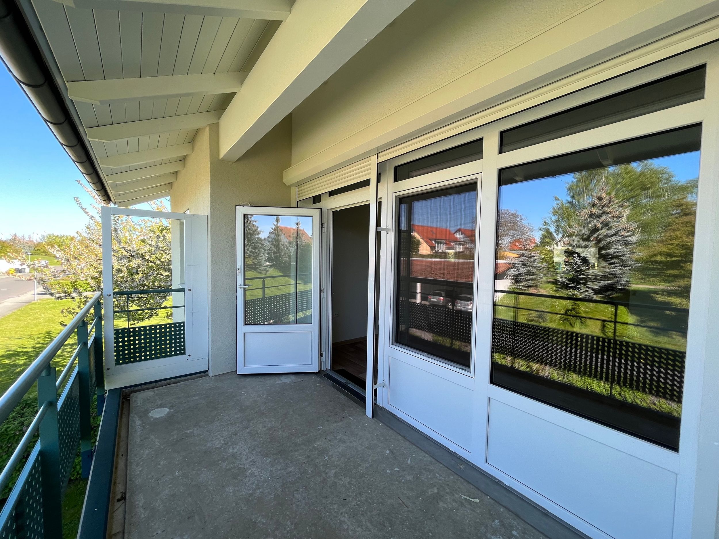 geräumige 2- RWE mit Balkon & Fahrstuhl in einer Mehrgenerationen – Wohnanlage / Königshufen ! 02828 Görlitz, Etagenwohnung