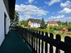 ruhiges Einfamilienhaus mit großer Werkstatt, 3 Garagen und Garten in Weinhübel ! Vielfältige Nutzungsmöglichkeiten für Wohnen und Arbeiten ! - Balkon straßenseitig (2)