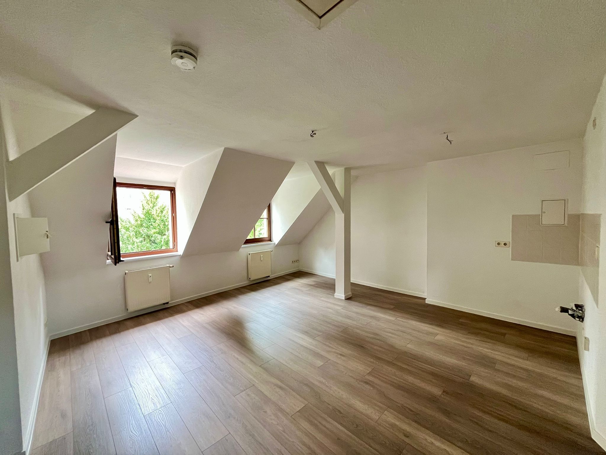 kleine 2-Raumwohnung im Dachgeschoss in der Görlitzer Altstadt ! 02826 Görlitz, Dachgeschosswohnung