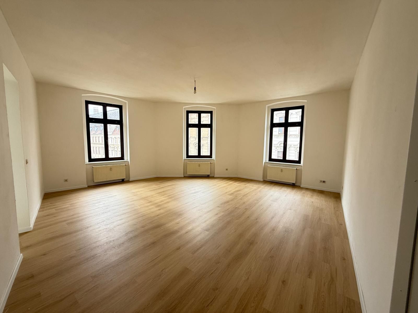 Ideal für Singles oder Studenten – frisch renovierte, große 1-Raumwohnung ! 02826 Görlitz, Etagenwohnung