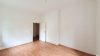 ruhige 2- Raumwohnung mit Balkon und Fahrstuhl in der Südstadt ! - 20220906_110333