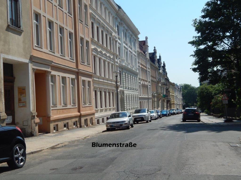ruhige 4- Raumwohnung im Erdgeschoss mit Wintergarten und direktem Gartenzugang in Blumenstraße ! - Photo 5