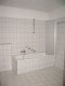 große 2-Raumwohnung mit Balkon im Dachgeschoss mit Aufzug und Stellplatz im Hinterhof! - Badezimmer mit Badewanne