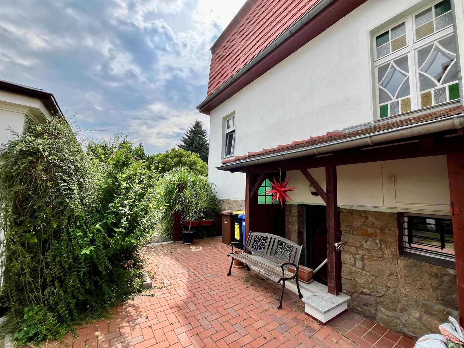 ruhige 2- RWE mit separaten Eingang, Einbauküche und Garten in Görlitz ! 02826 Görlitz, Souterrainwohnung