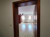 gemütliche, kleine 2- Raumwohnung mit Einbauküche im Dachgeschoss ! - IMG-20250613-WA0020