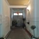 Mehrfamilienhaus in Zentrumslage - Hauseingang / inaktive Einfahrt