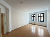 kleine 3- Raumwohnung mit Einbauküche und Balkon im Erdgeschoss ! - WhatsApp Image 2026-05-20 at 11.45.18 (1)
