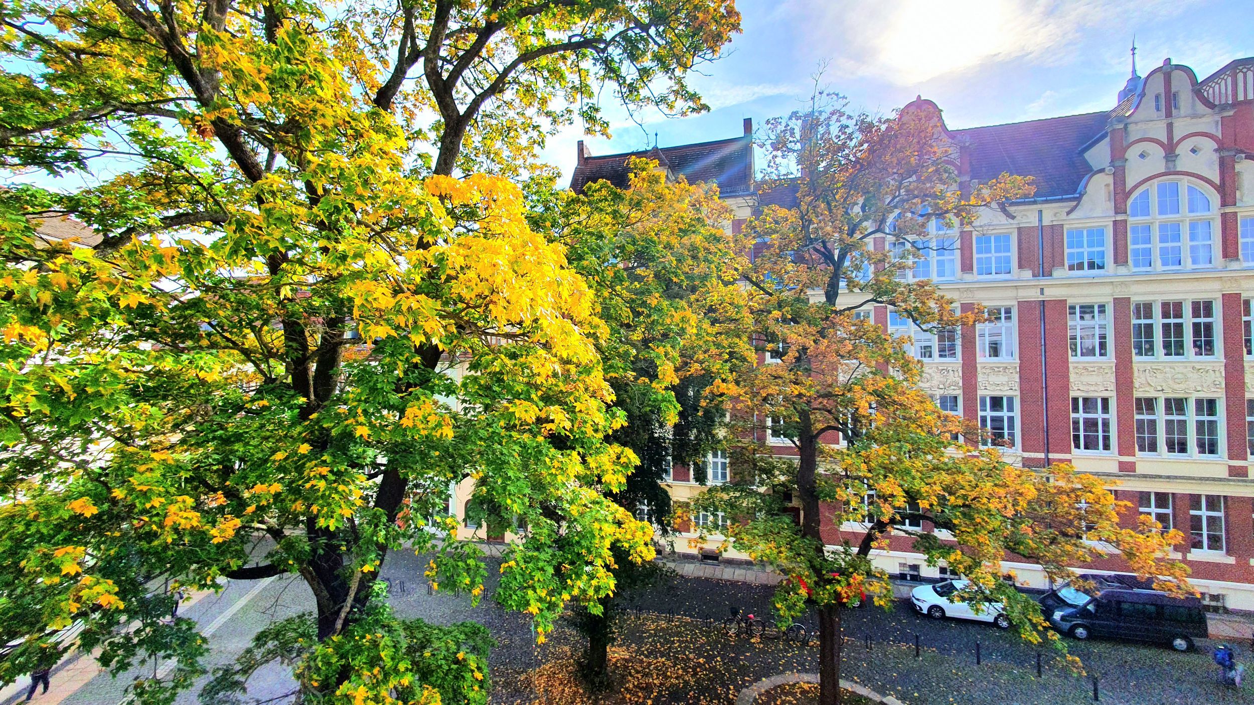 große 2- Raumwohnung mit Wanne und Dusche sowie Blick auf den Görlitzer Rathausturm ! 02826 Görlitz, Etagenwohnung