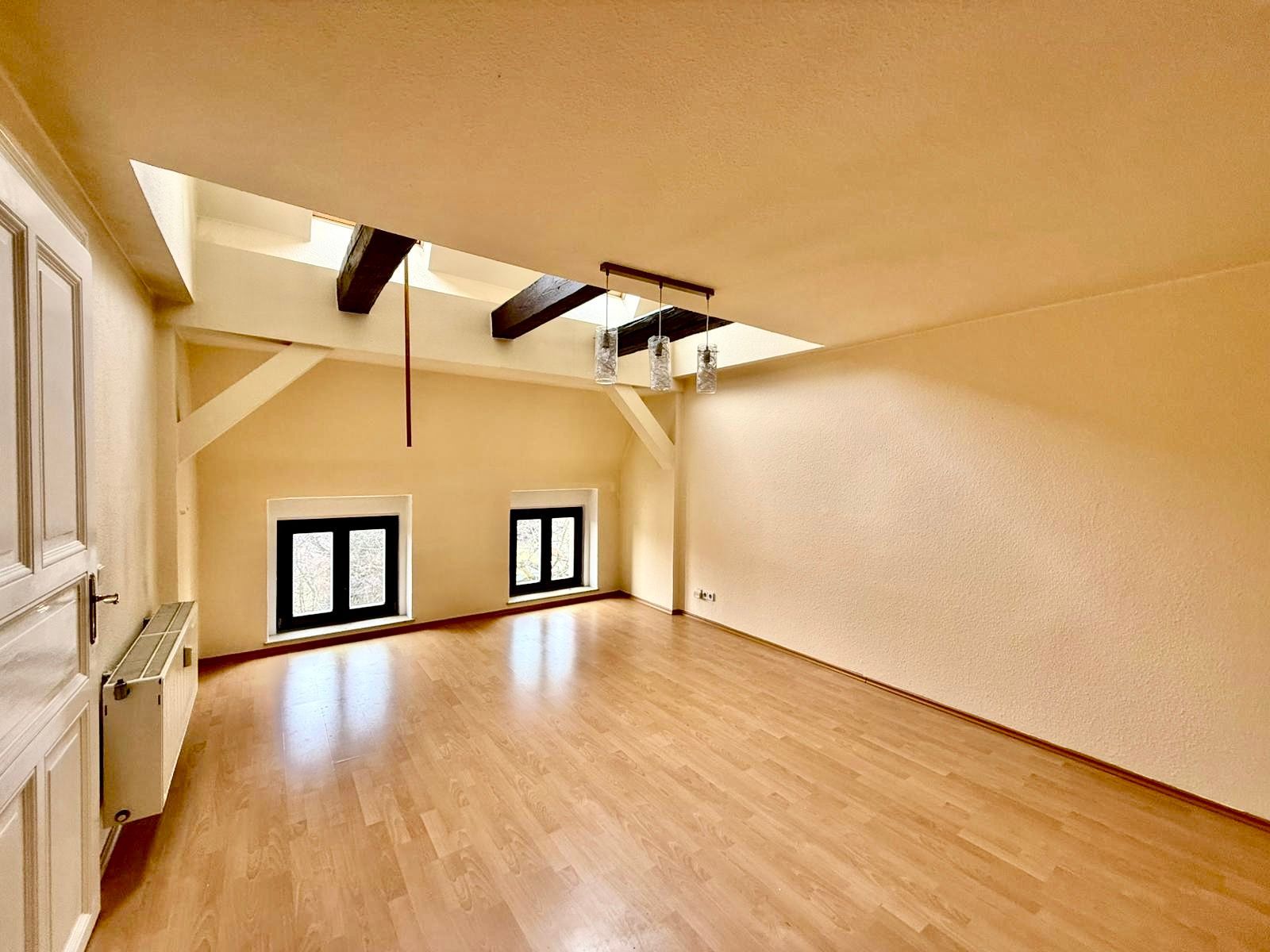 moderne 3- RWE mit Balkon im Dachgeschoss / Südstadt ! 02826 Görlitz, Dachgeschosswohnung