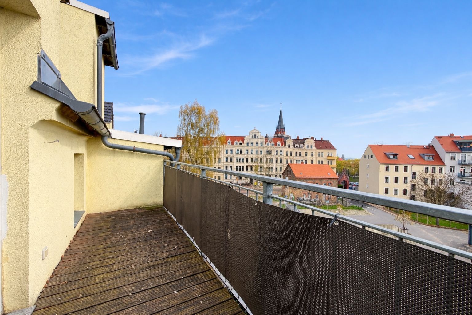moderne 3- RWE mit Balkon im Dachgeschoss / Südstadt ! - Foto 3