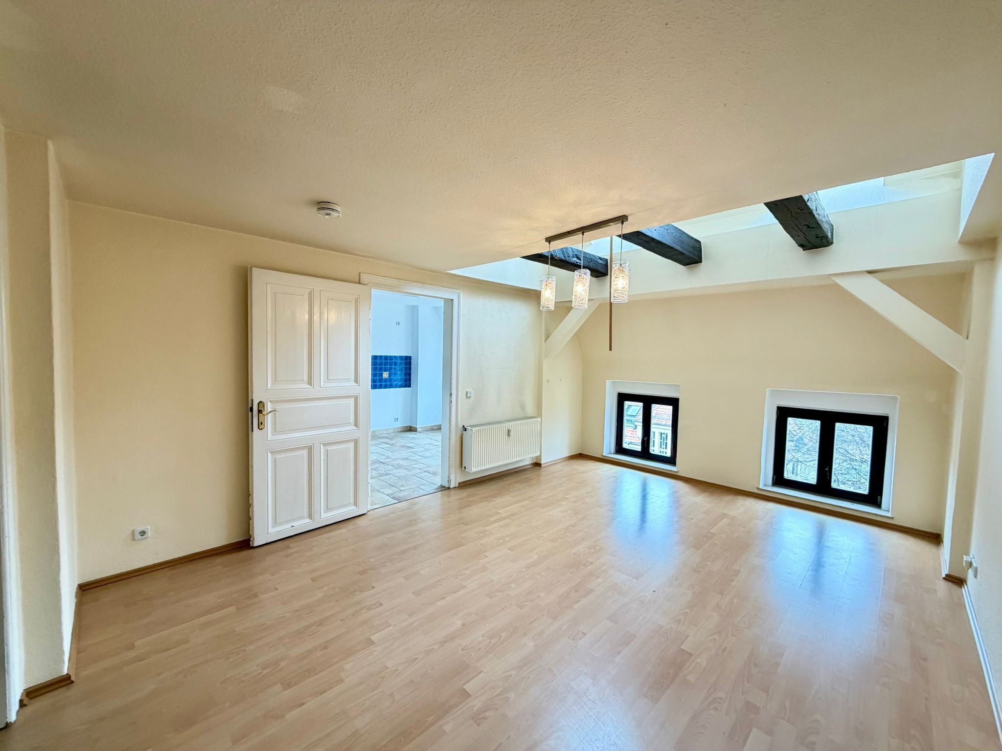 moderne 3- RWE mit Balkon im Dachgeschoss / Südstadt ! 02826 Görlitz, Dachgeschosswohnung