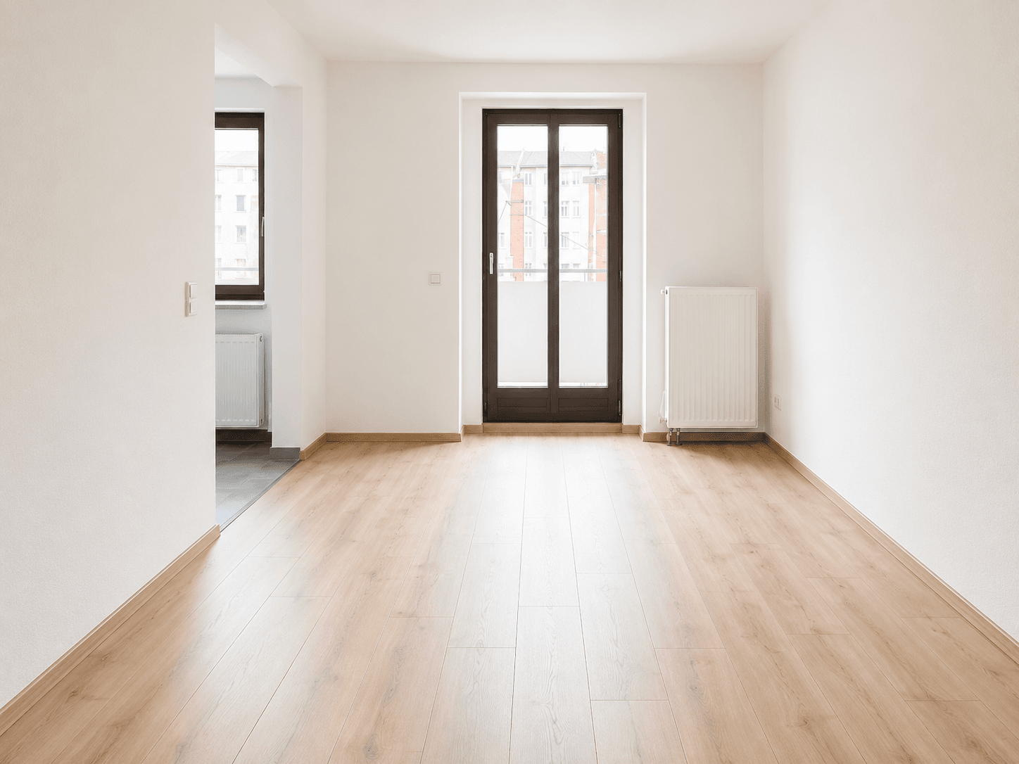 gemütliche 2-Raumwohnung in zentraler Innenstadtlage mit hofseitigem Balkon und Einbauküche! 02826 Görlitz, Etagenwohnung