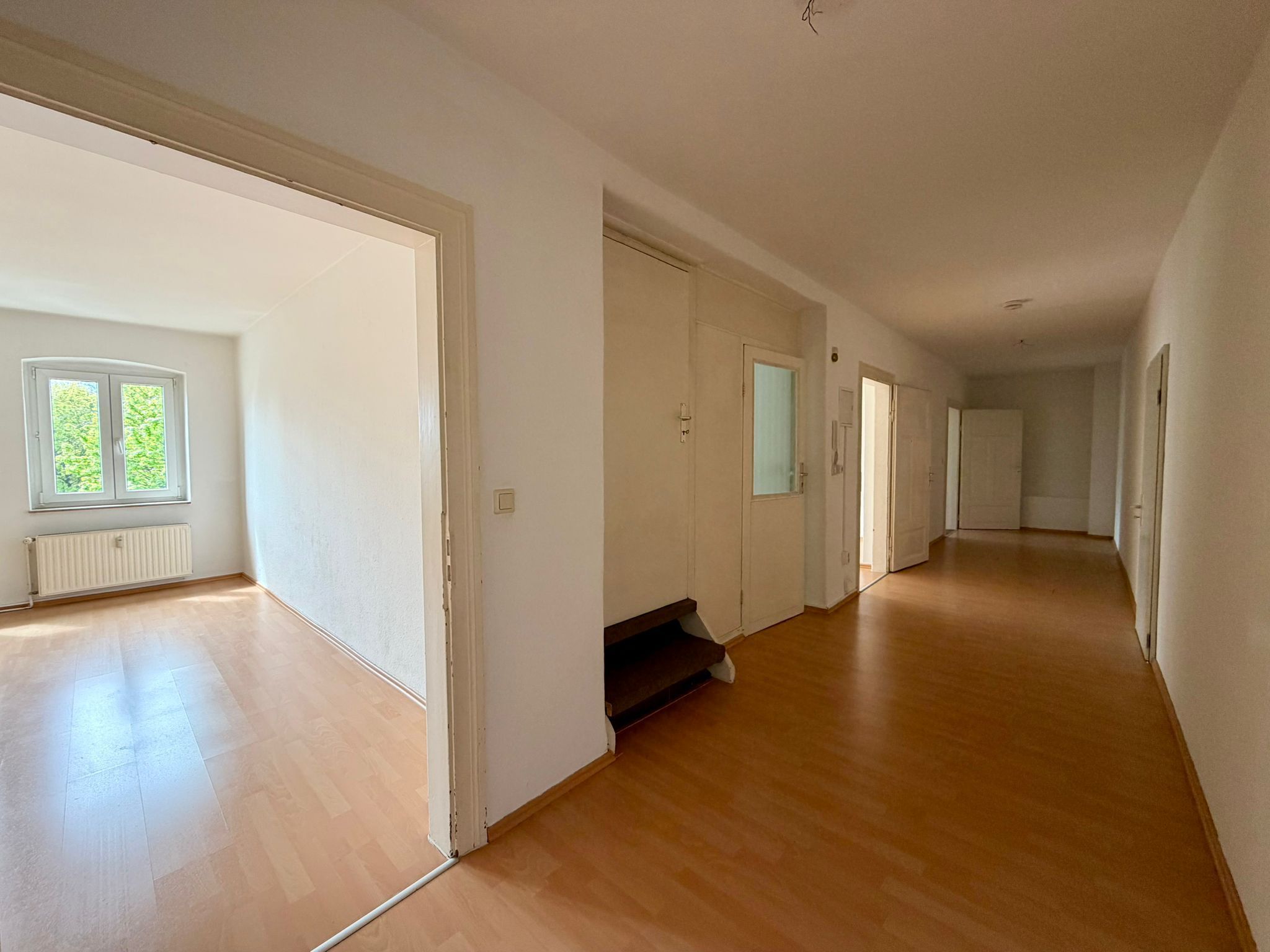 ideal für Studenten ! WG geeignet ! ruhige, große 2- RWE im Dachgeschoss ! 02826 Görlitz, Dachgeschosswohnung