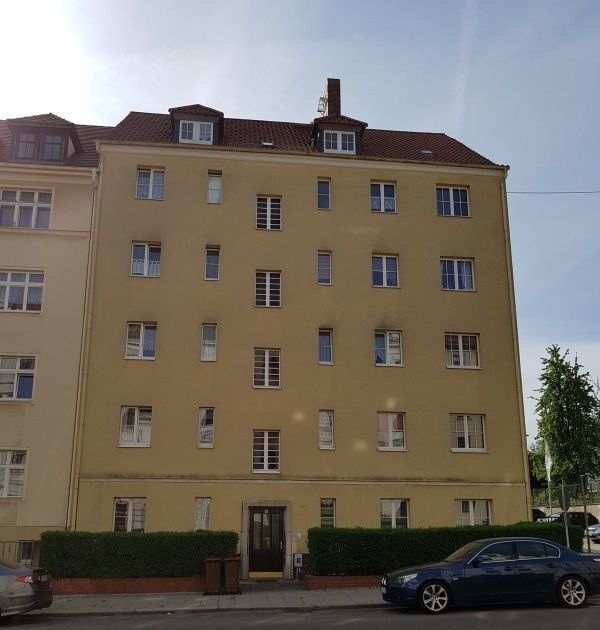 gemütliche 2- Raumwohnung mit Balkon und Einbauküche in der Südstadt ! - Foto 2