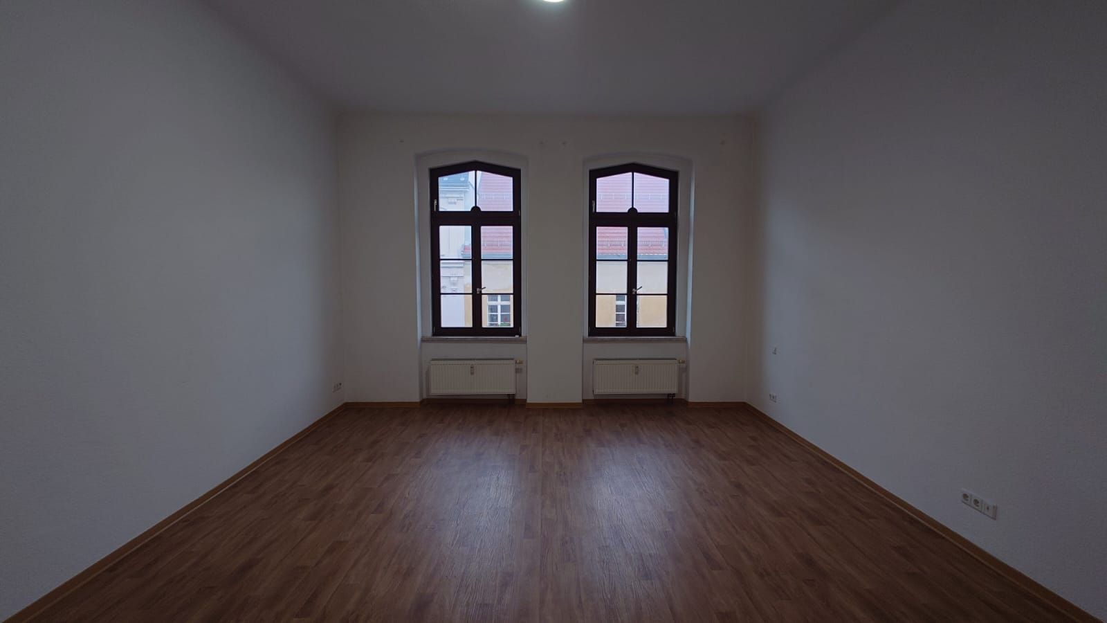 große 2- Raumwohnung mit Balkon und Einbauküche im Zentrum von Görlitz! - Photo 2