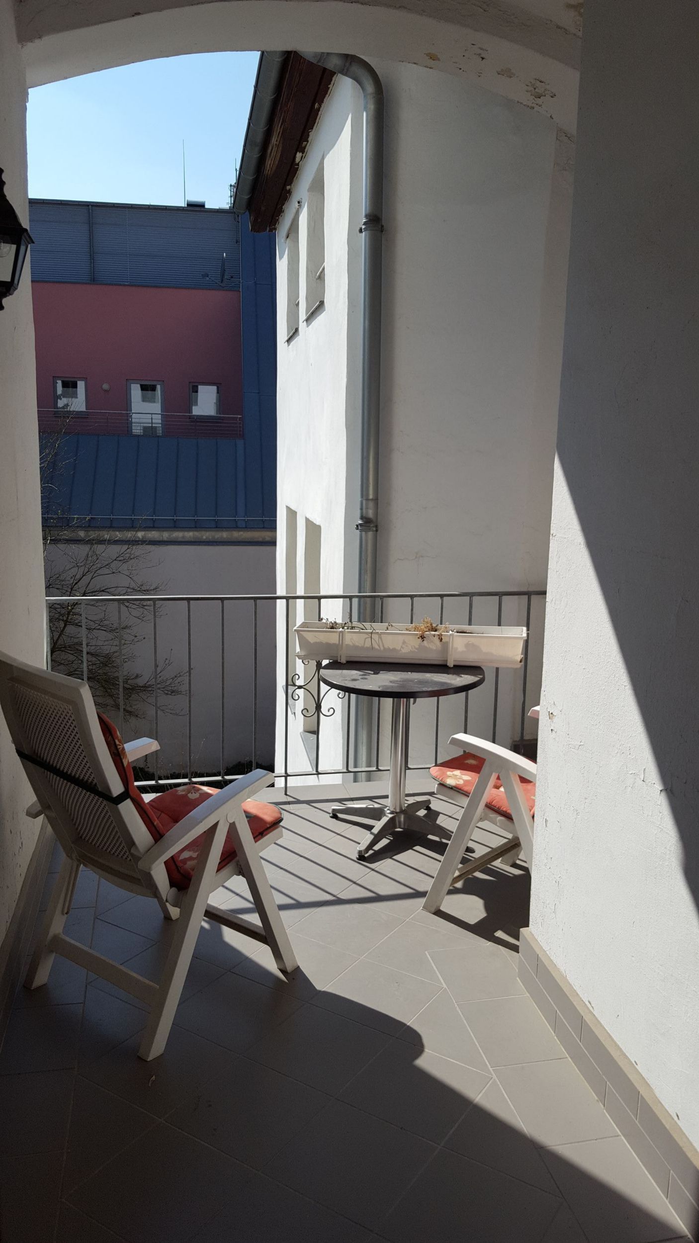 große 2- Raumwohnung mit Balkon und Einbauküche im Zentrum von Görlitz! 02826 Görlitz, Terrassenwohnung