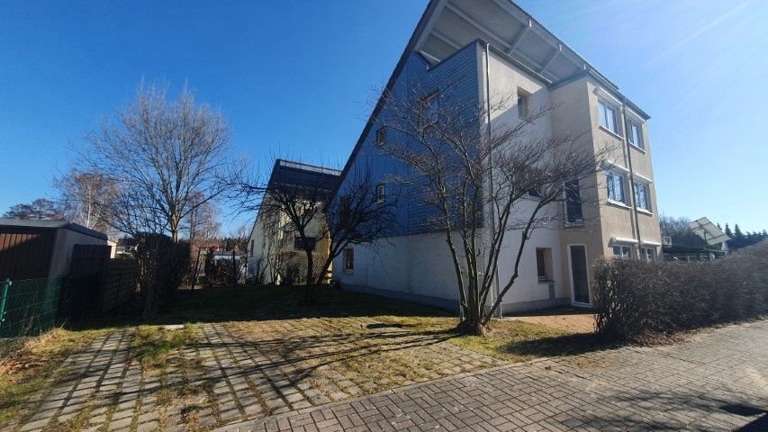 gemütliche 4-Raumwohnung mit Balkon, Stellplatz und Gäste-WC in Reichenbach! 02894 Reichenbach, Etagenwohnung