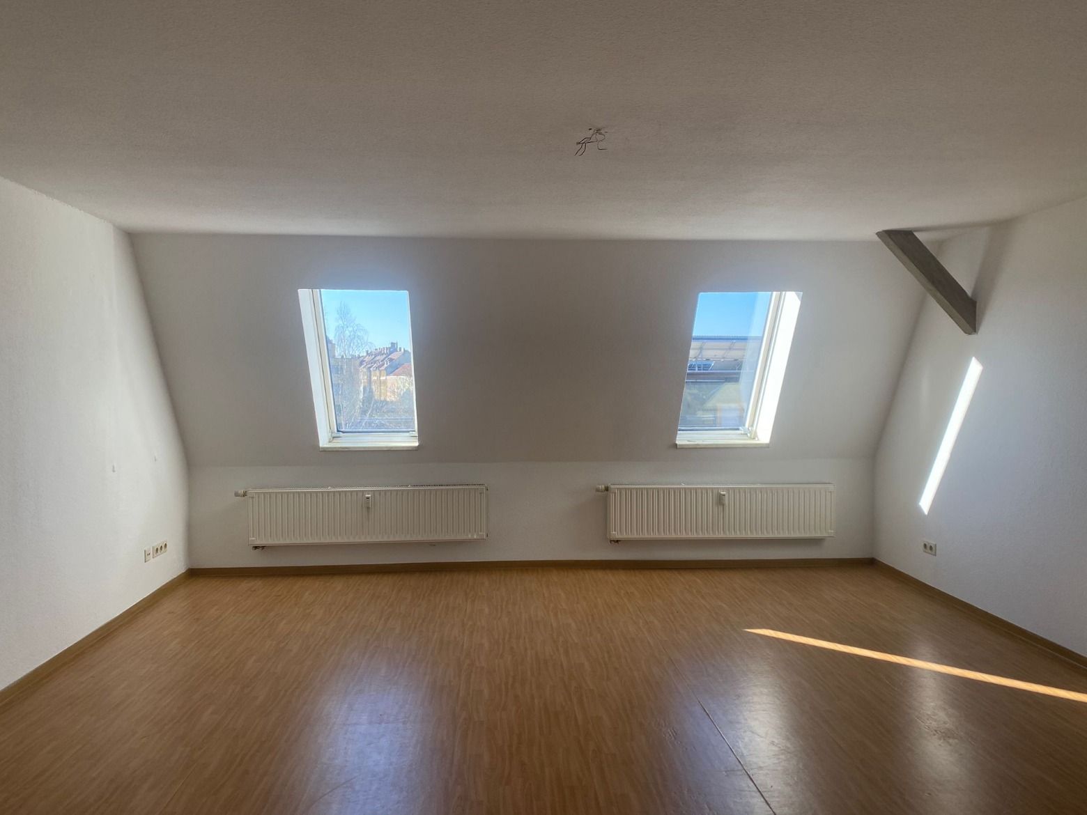 geräumige 3- Raumwohnung im Dachgeschoss in Bahnhofnähe! 02826 Görlitz, Dachgeschosswohnung