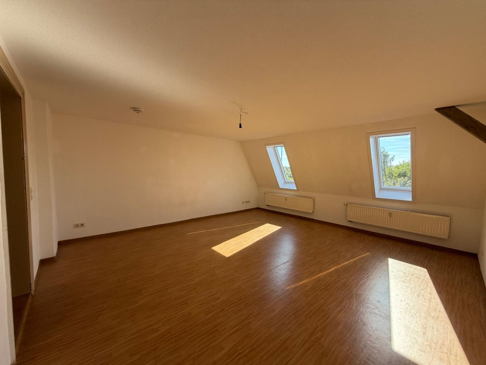geräumige 3- Raumwohnung im Dachgeschoss in Bahnhofnähe! 02826 Görlitz, Dachgeschosswohnung