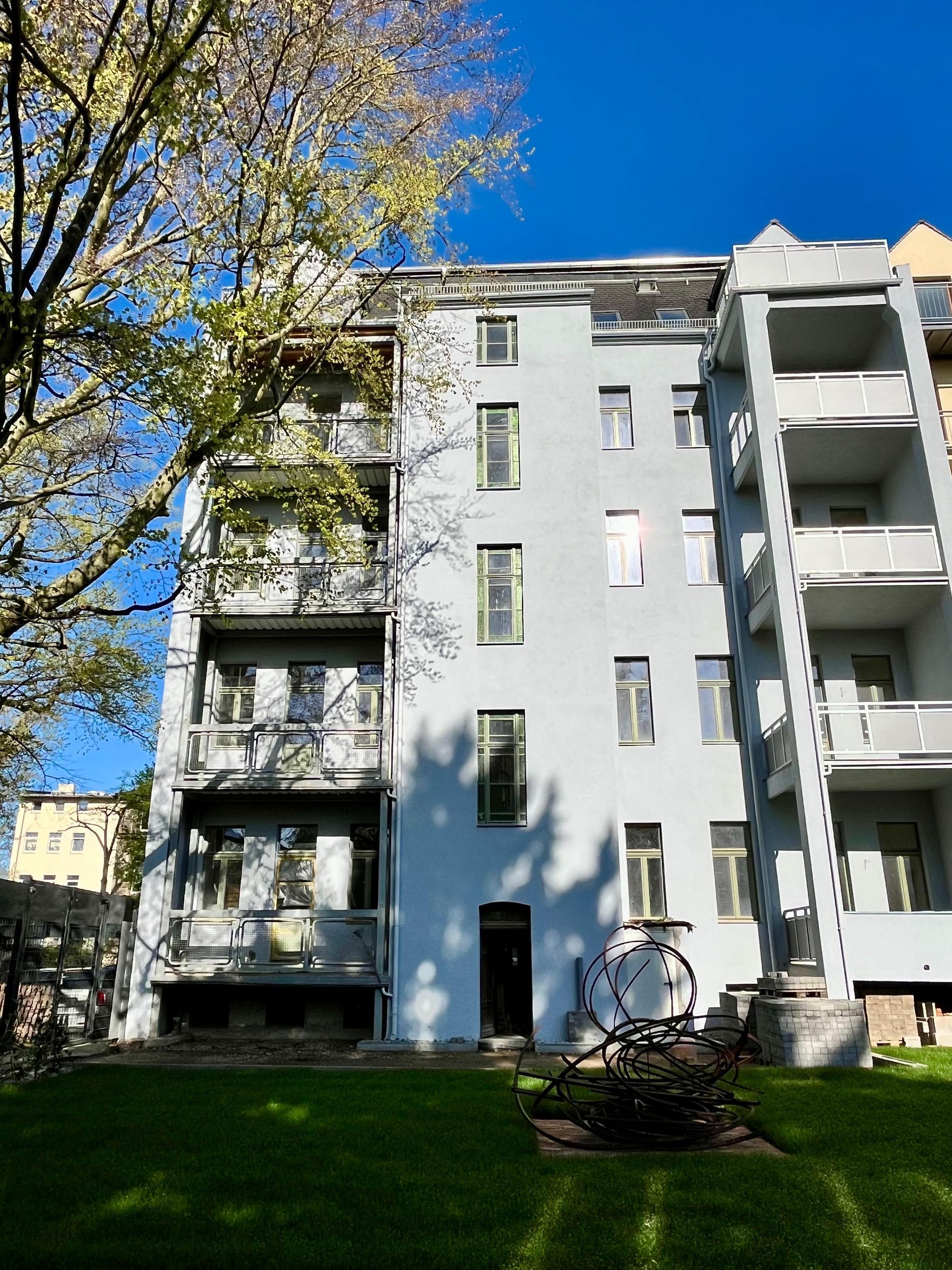 Erstbezug nach Sanierung ! hochwertige 1- RWE mit 2 Balkonen, Bad mit Fenster und Fahrstuhl ! 02826 Görlitz, Etagenwohnung