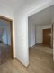 zentrale 2- Raumwohnung mit Balkon im Dachgeschoss - Flur mit Holztüren