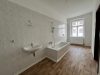 geräumige 3- Raumwohnung mit Gartennutzung in ruhiger Lage ! - Helles Badezimmer mit Fenster