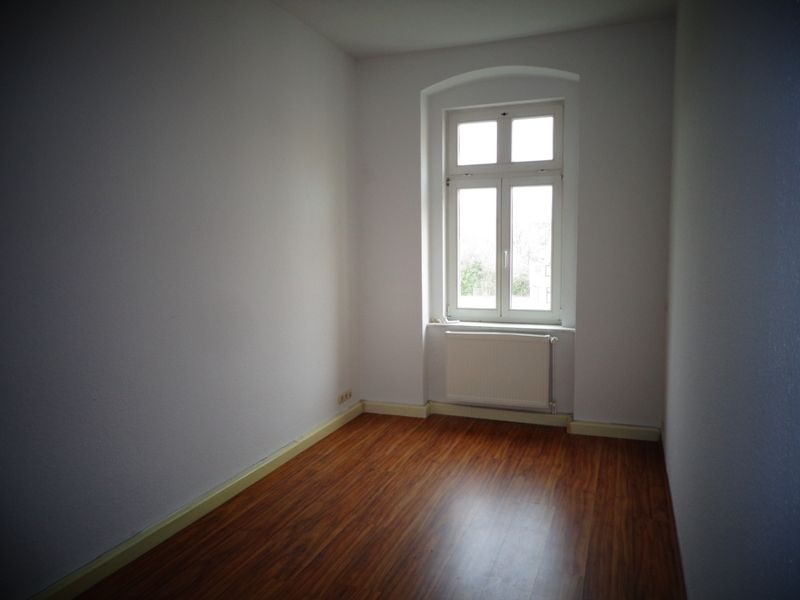 3- Raumwohnung im Erdgeschoss mit Badewanne und separater Küche ! - Foto 4