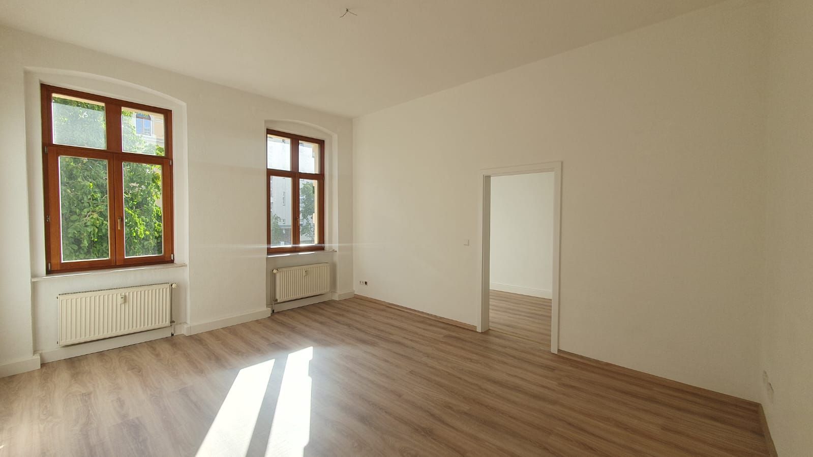neuwertige 3- Raumwohnung mit Balkon in der Südstadt ! - Photo 4