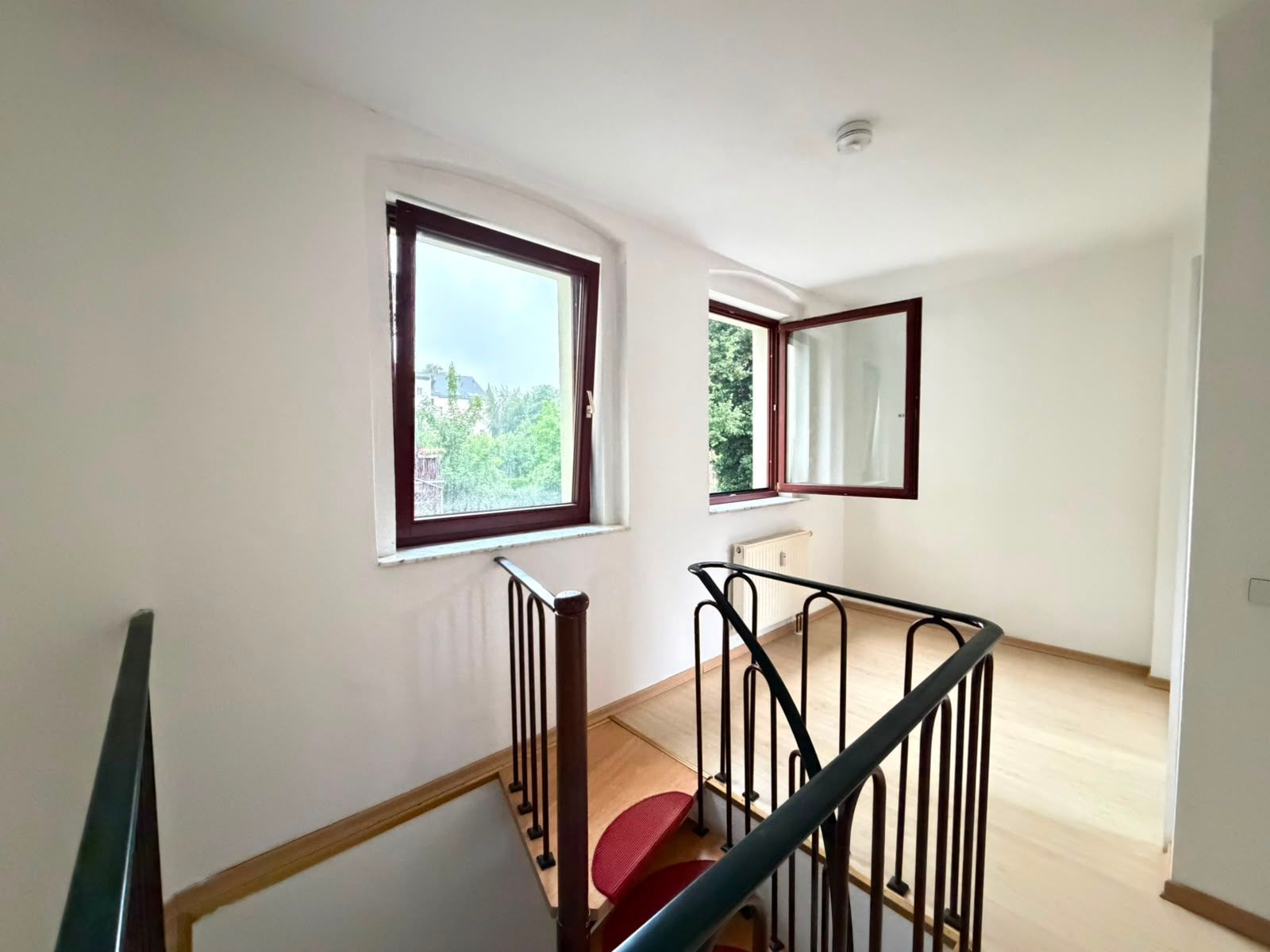 ruhige 2- Raumwohnung – Maisonette – im Erdgeschoss mit Terrasse und Gartenblick ! 02826 Görlitz, Erdgeschosswohnung