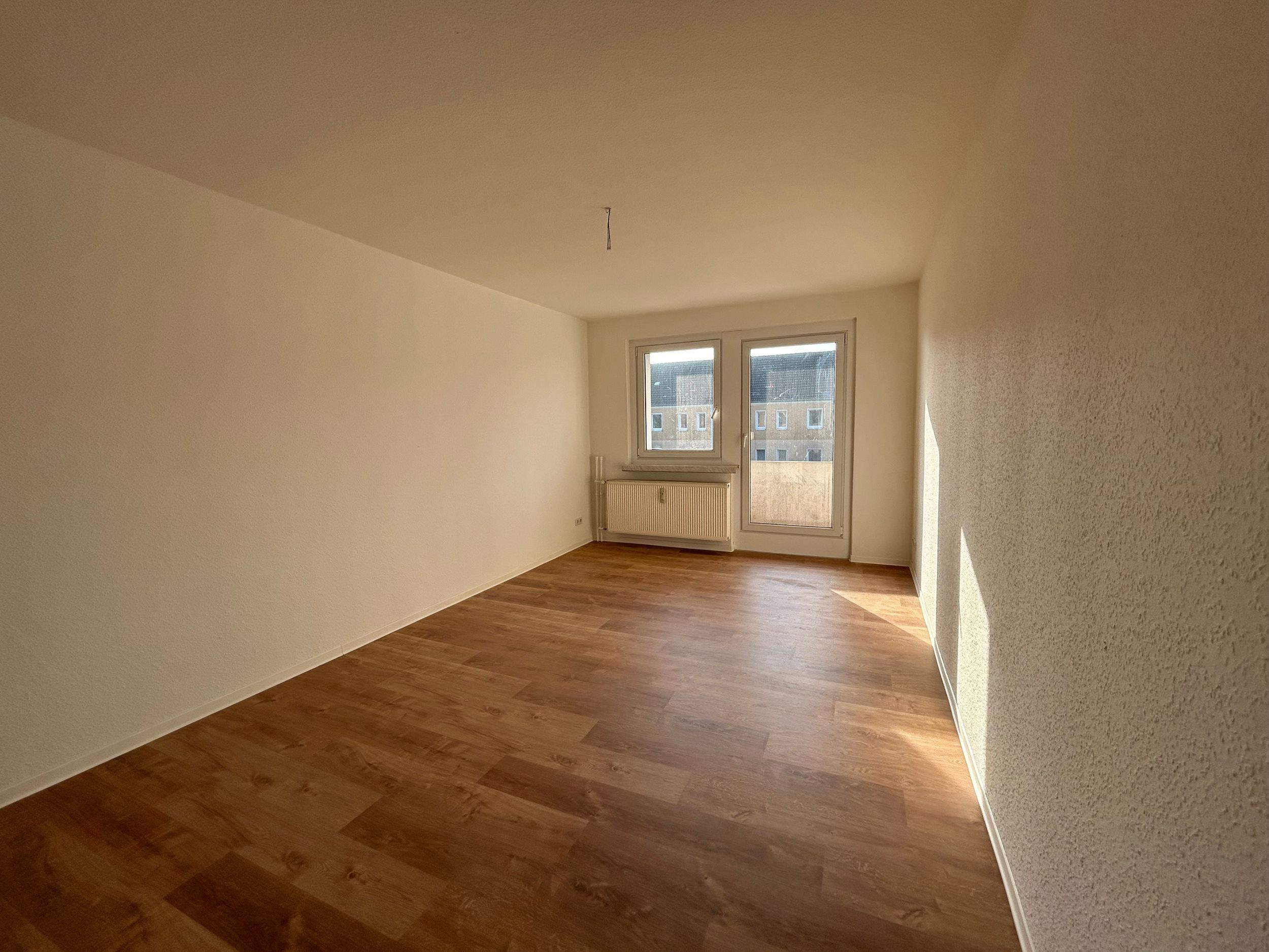 Erstbezug nach Sanierung ! 2-Raum-Wohnung mit Balkon 02763 Zittau, Etagenwohnung