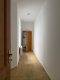 ruhige 2- RWE mit Balkon im Görlitzer Zentrum ! - Langer Flur mit offener Tür