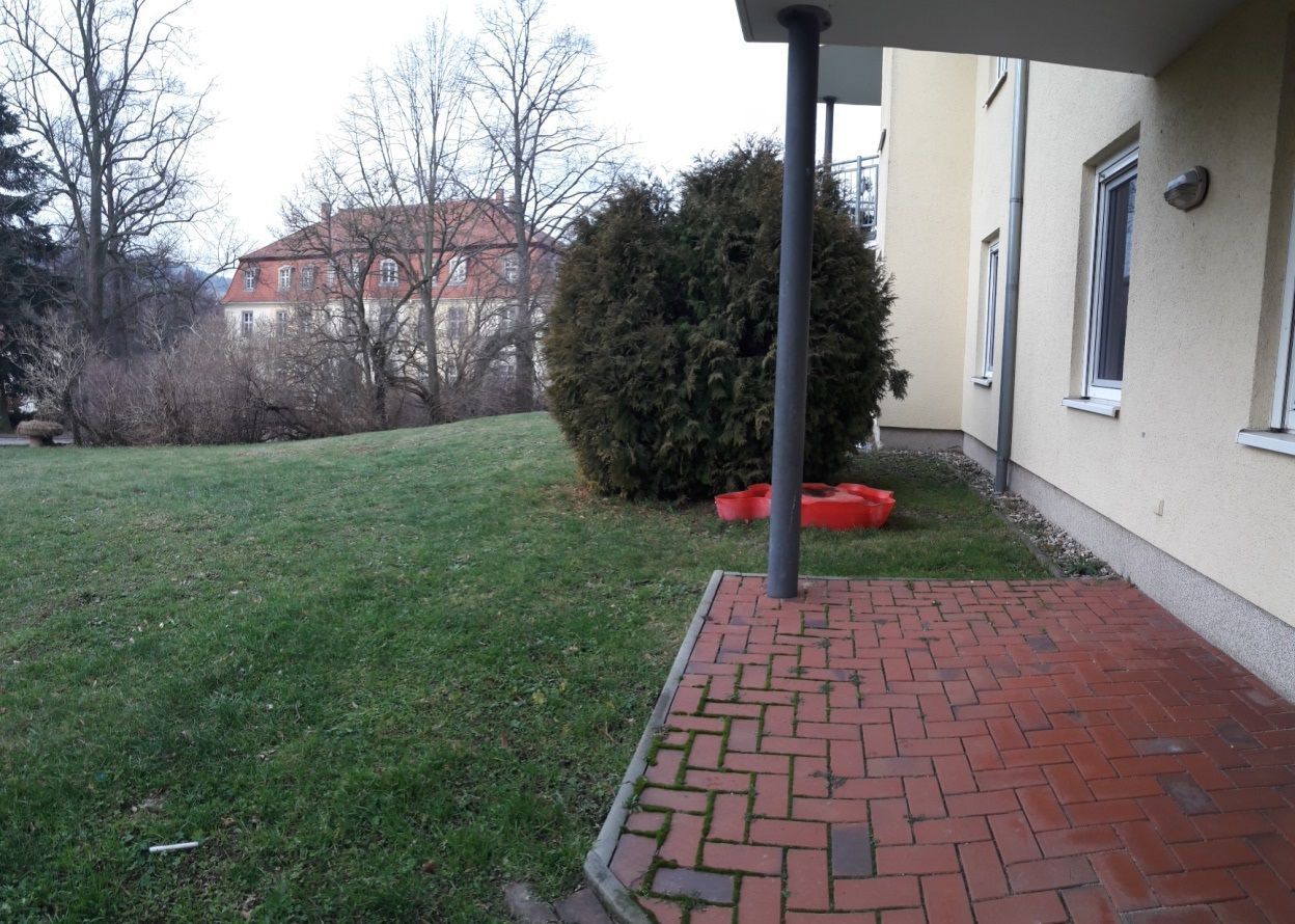 geräumige 2- Raumwohnung mit Terrasse und Stellplatz in Sohland am Rotstein ! - Photo 2