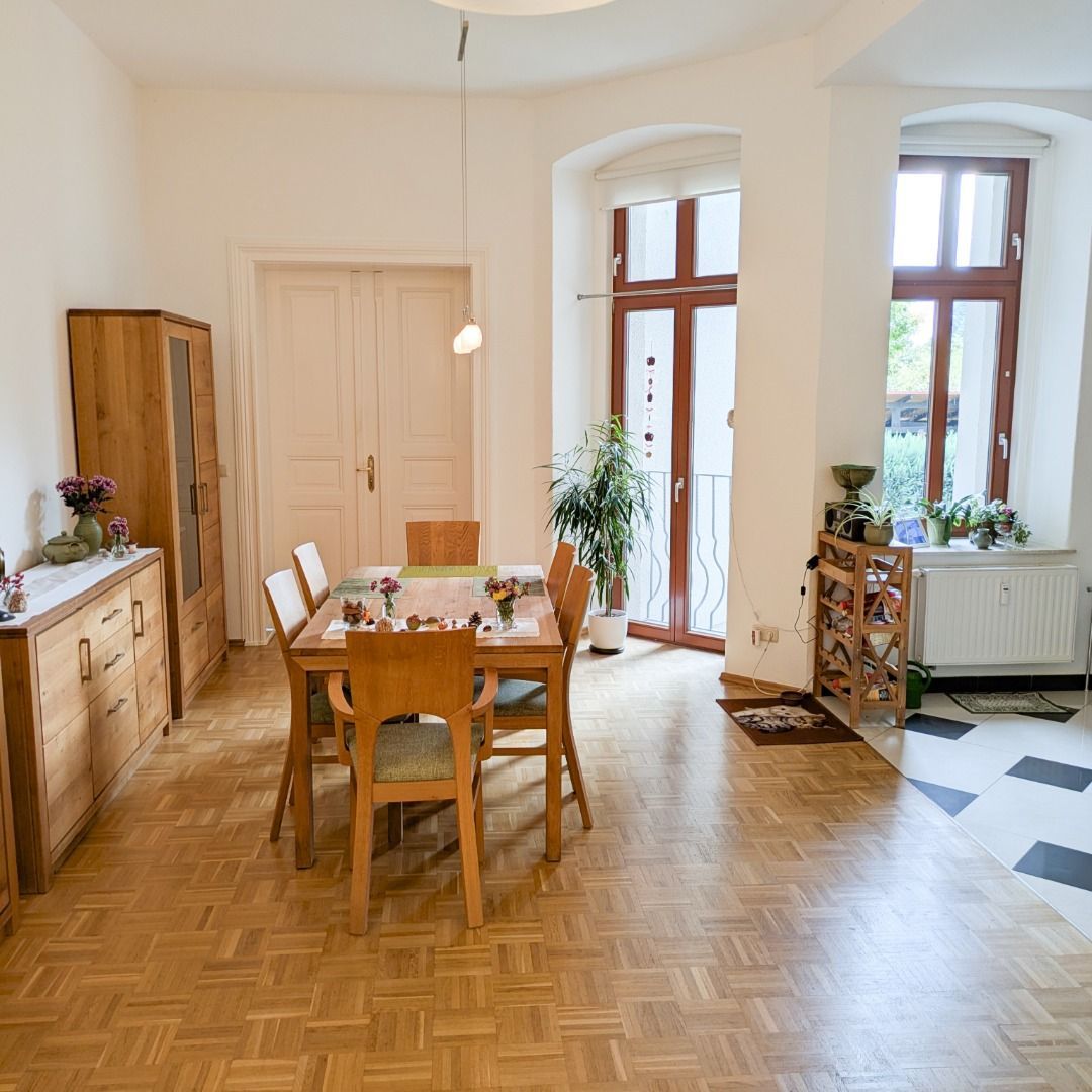 Die Alternative zum Einfamilienhaus – Stilvolles Wohnen mit eigenem Garten, Wintergarten und zwei Bädern 02826 Görlitz, Apartment