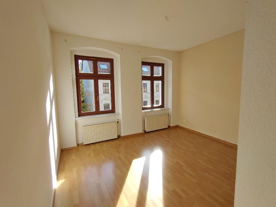spezielle 2- Raumwohnung mit Balkon und Bad mit Fenster & Wanne (unrenoviert) ! 02826 Görlitz, Etagenwohnung