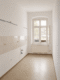 großzügige 4-Raumwohnung mit Balkon ! - Helle Küche mit Fenster