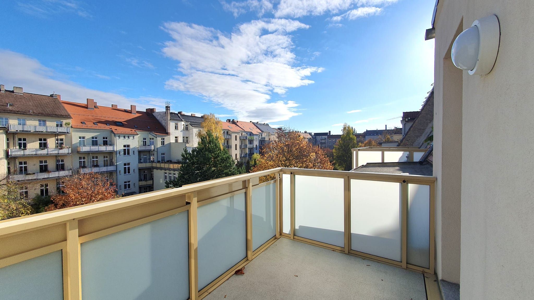 zentrale 3- Raumwohnung mit Einbauküche und Balkon im Dachgeschoss ! 02826 Görlitz, Dachgeschosswohnung