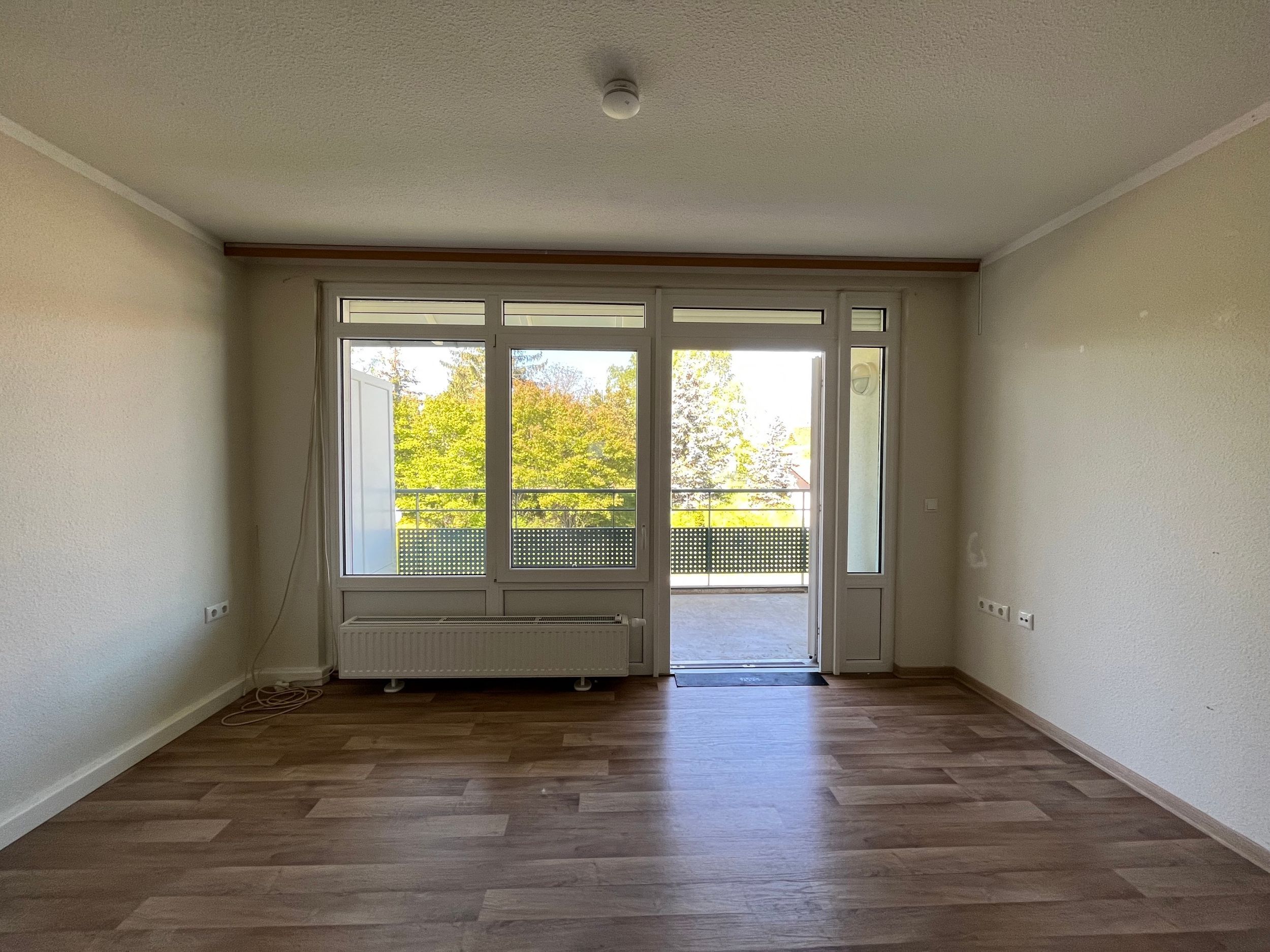 geräumige 2- RWE mit Balkon & Fahrstuhl in einer Mehrgenerationen – Wohnanlage / Königshufen ! 02828 Görlitz, Etagenwohnung